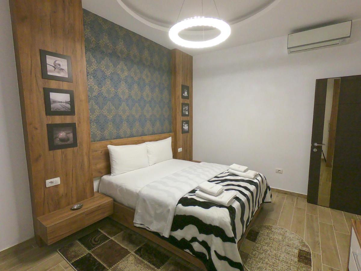 Hotel St.Pauli Shkodër Extérieur photo