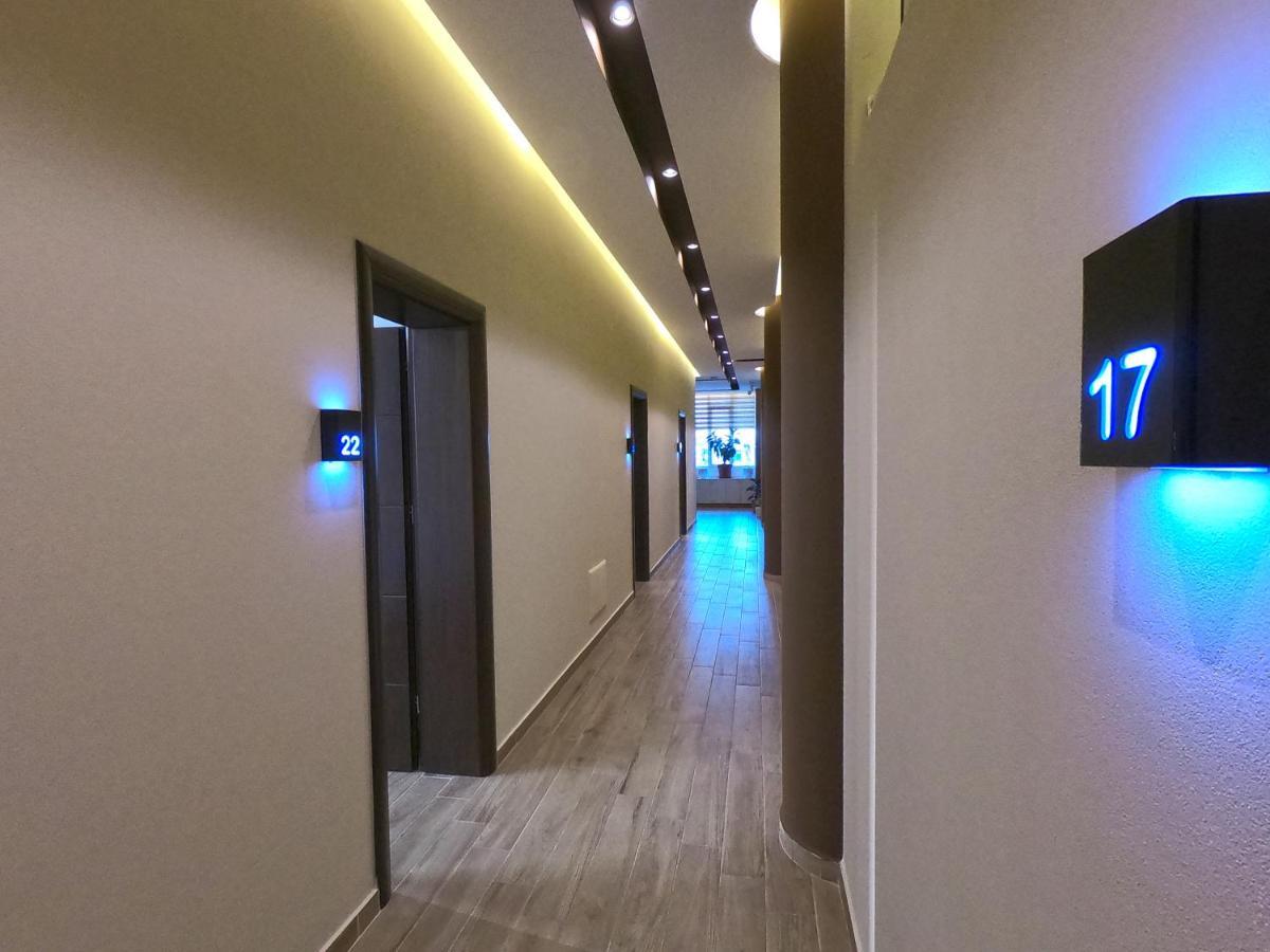 Hotel St.Pauli Shkodër Extérieur photo